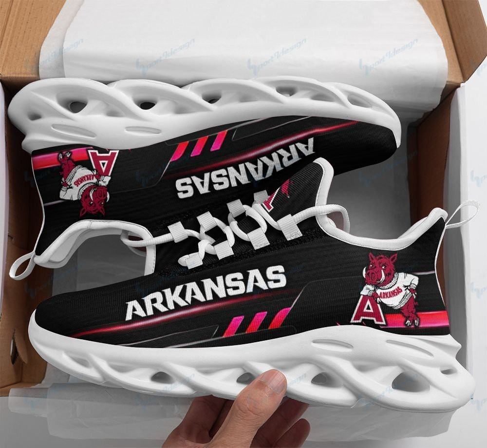 Arkansas Razorbacks Max Soul YZ Running Sneakers 233