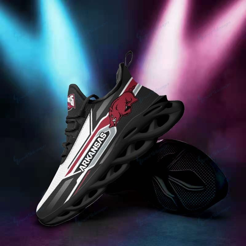 Arkansas Razorbacks Max Soul YZ Running Sneakers 758