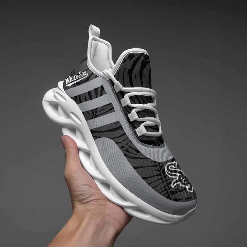 Chicago White Sox Leaf and Stripe Pattern Men's and Women's Max Soul Shoes NLA61238