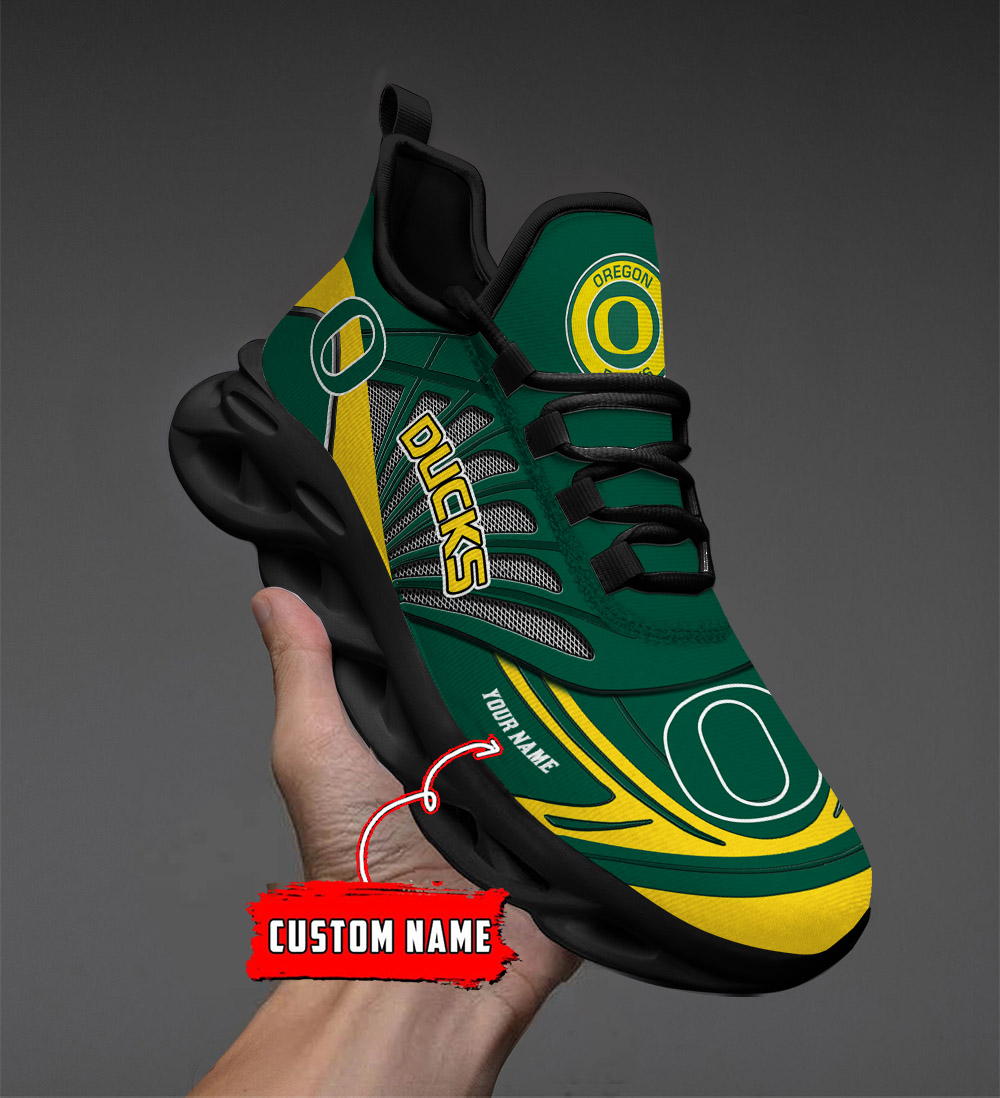 Custom Name 26 Oregon Ducks PERSONALIZED MAX SOUL SHOES DS001