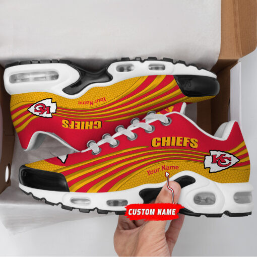 Kansas City Chiefs Personalized Name Team Colors Wave Lines TN Air Max Shoes Air Cushion Sneakers