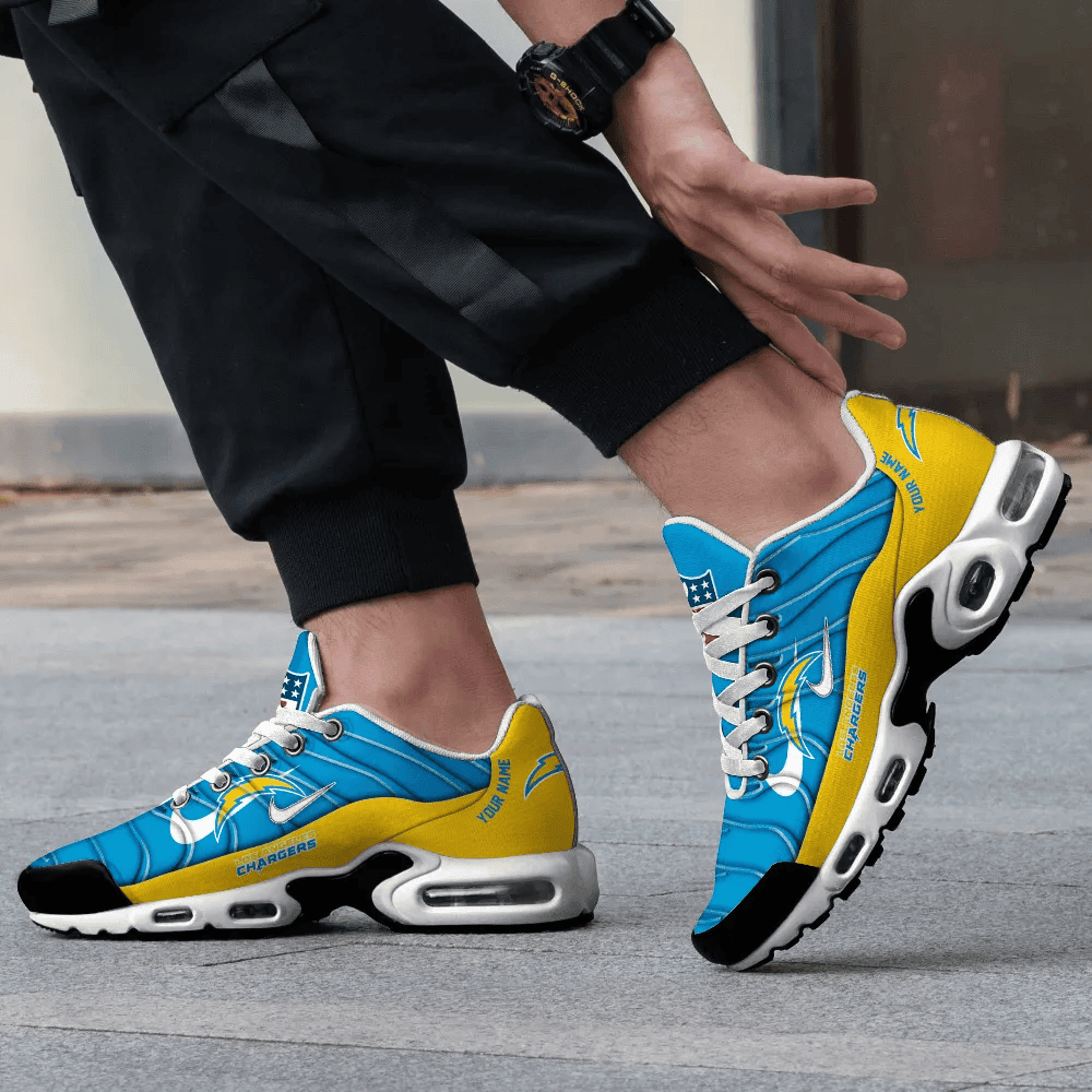 Los Angeles Chargers Personalized Name Team Mix Colors V4 TN Air Max Shoes Air Cushion Sneakers