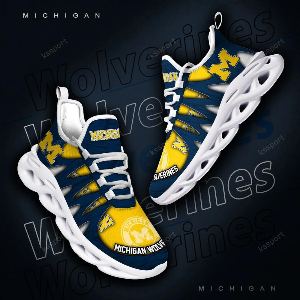 Michigan Wolverines Max Soul Shoes, Running Sneakers