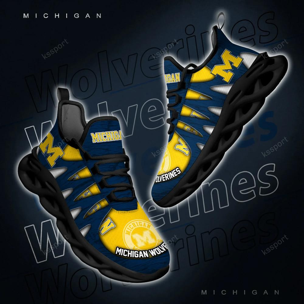 Michigan Wolverines Max Soul Shoes, Running Sneakers