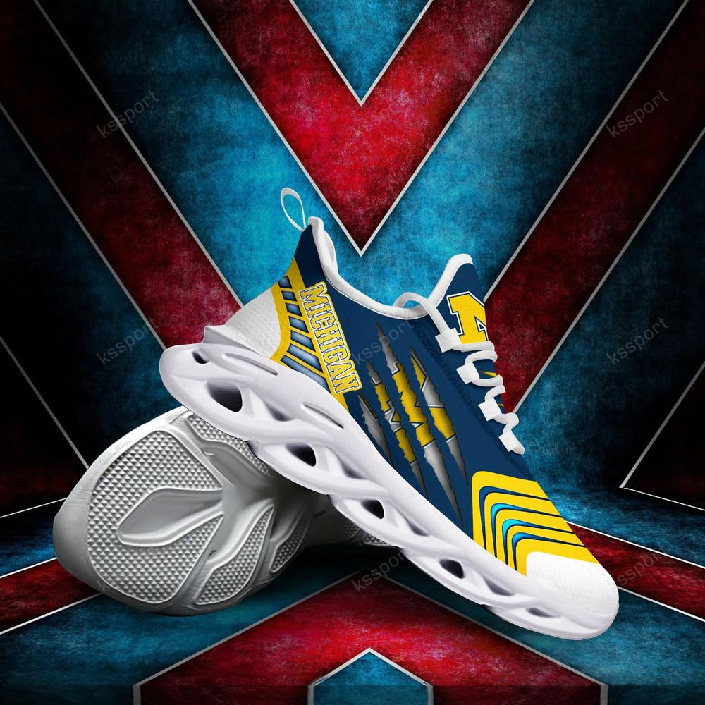 Michigan Wolverines Max Soul Sneakers Chunky