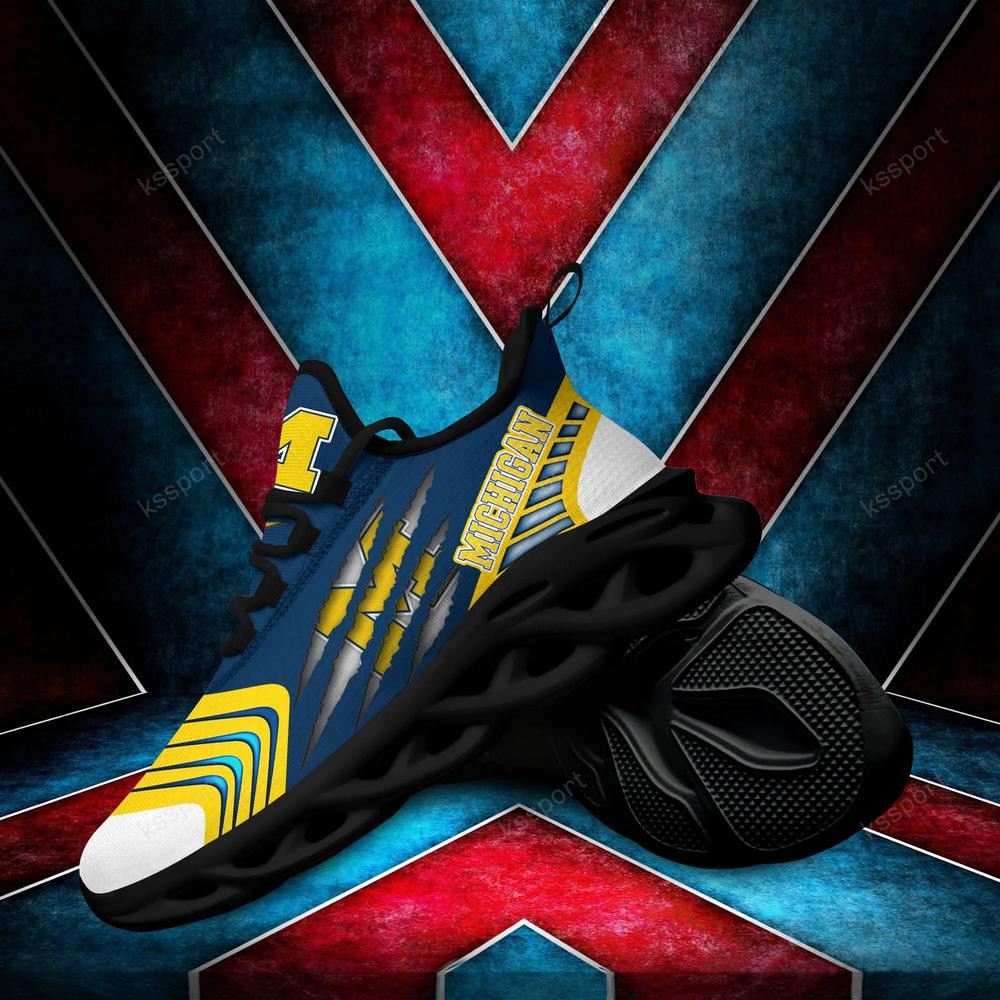 Michigan Wolverines Max Soul Sneakers Chunky