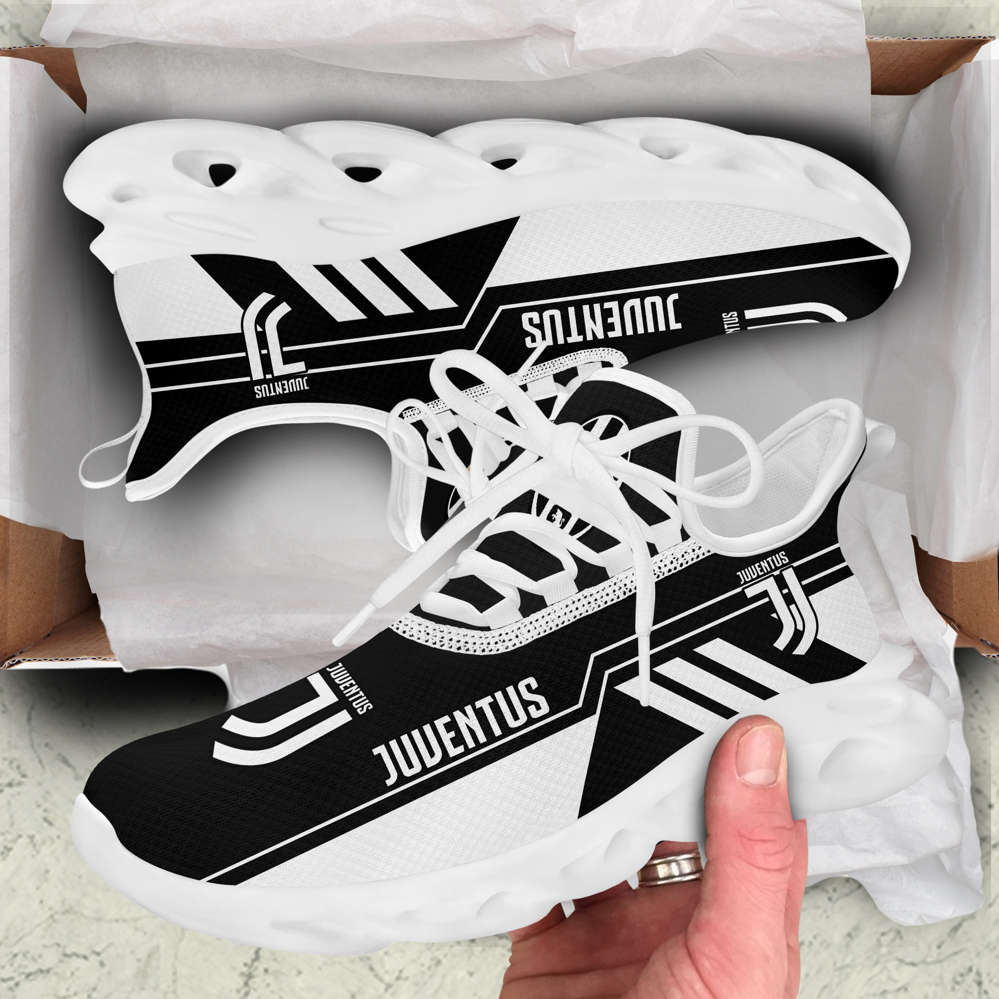 Personalized Juventus Q8 Clunky Custom Sneaker
