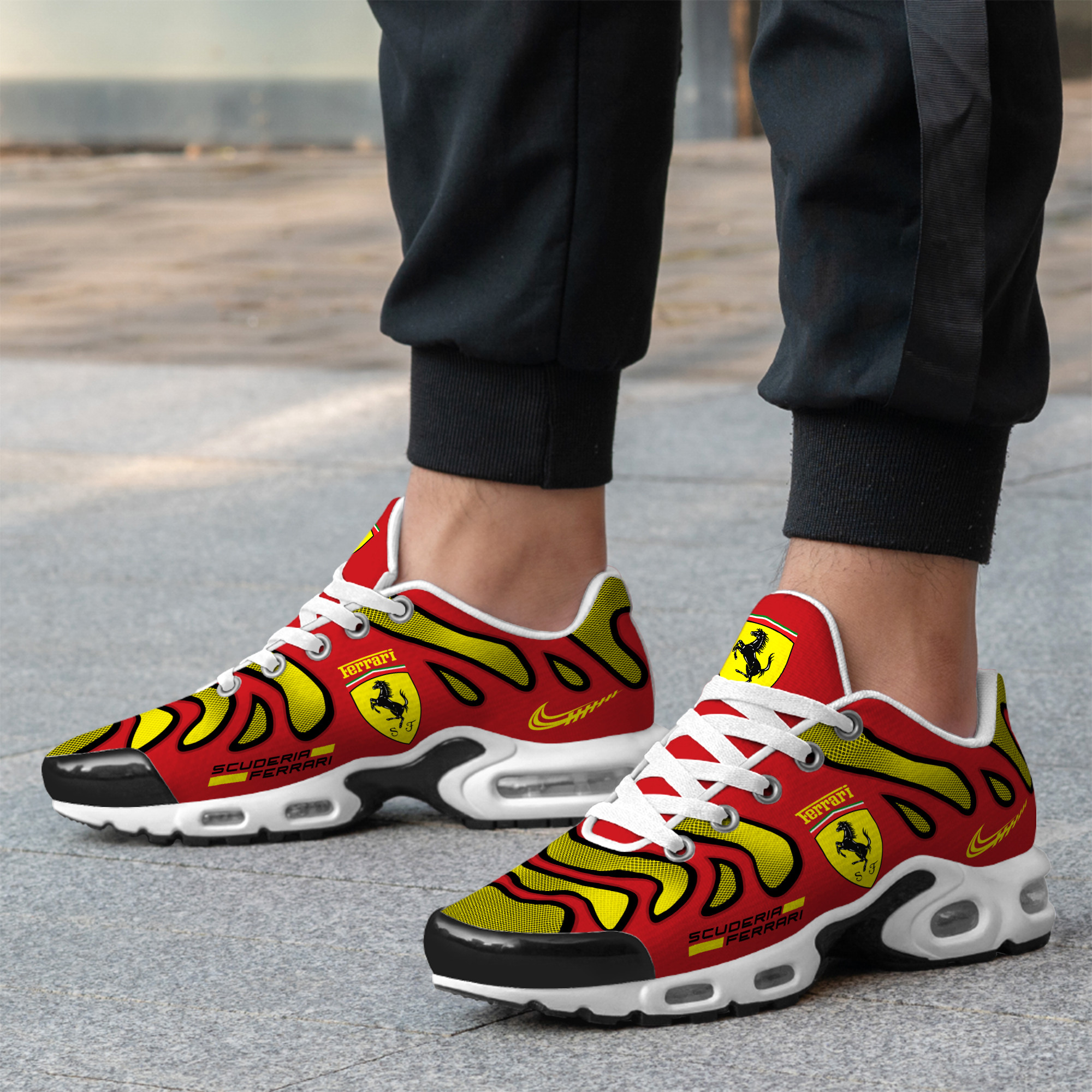 Personalized Scuderia Ferrari Air Cushion Sneaker V6