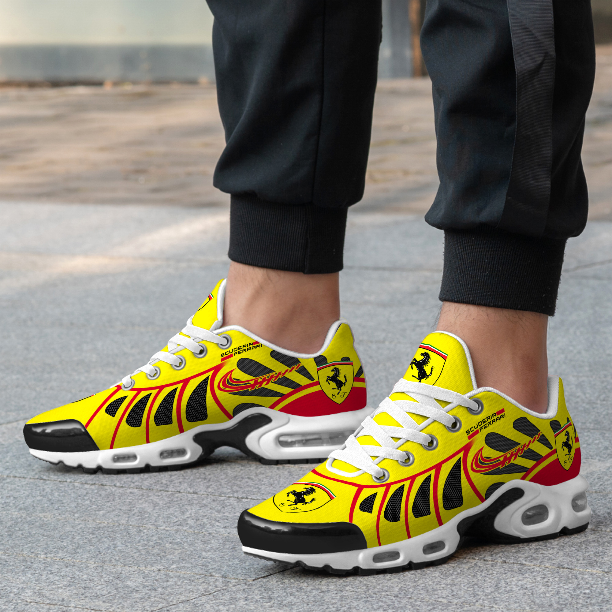 Personalized Scuderia Ferrari Air Cushion Sneaker V8
